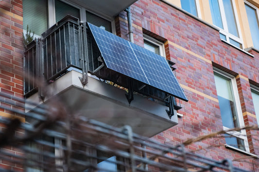 Die 800 Watt Debatte: Hintergründe und Einordnung zur Sicherheit von Balkon-Kraftwerken