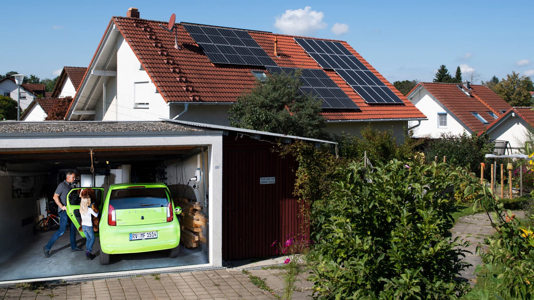 Photovoltaik 2026: Was Hausbesitzer jetzt über PV-Pflicht, Steuern und Smart Meter wissen müssen